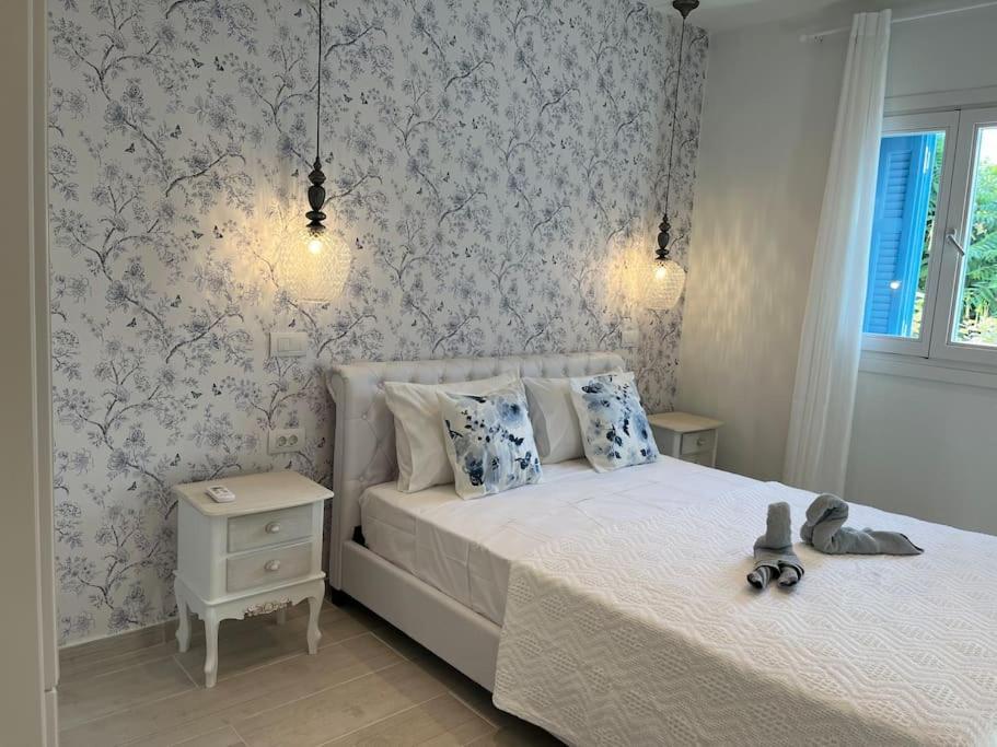 Casa Blue Flower - Bright & Breezy Home Fiskardo Extérieur photo